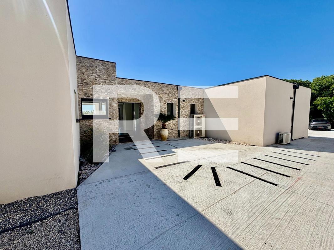 Maison à vendre, 230m², Nîmes