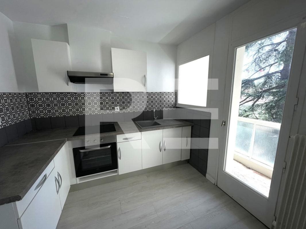 Appartement à vendre, 67m², Nîmes