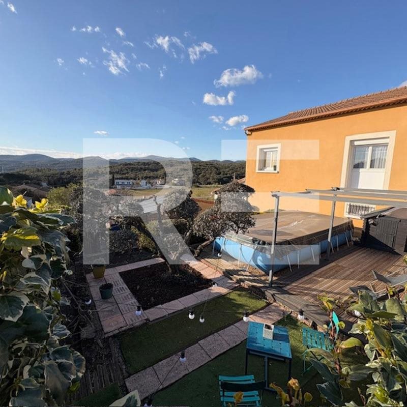 Maison à vendre, 137m², Saint-Julien-les-Rosiers