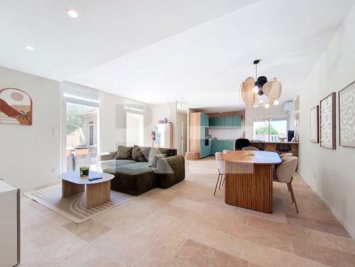 Maison 4 pièces 93 m² · à Caissargues · 93 m² · 339 000 €