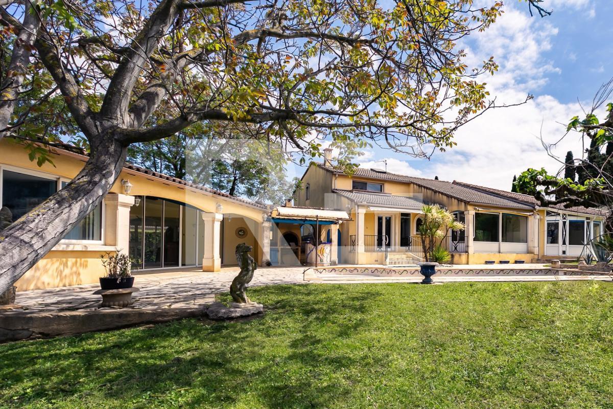 Maison à vendre, 318m², Beauvoisin