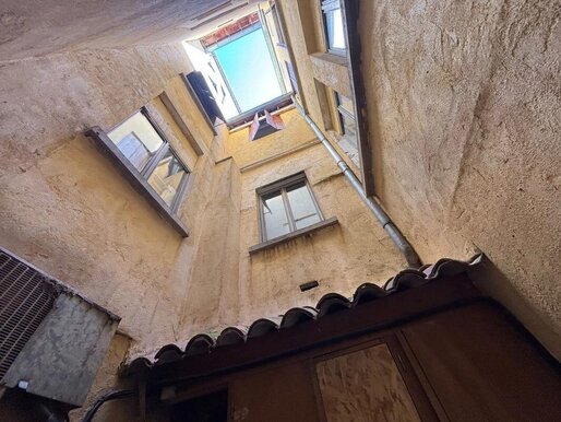 Appartement 2 pièces 38 m² · à Nîmes · 38 m² · 95 000 €