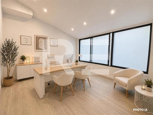 Local commercial 175 m² · à Nîmes · 175 m² · 495 000 €