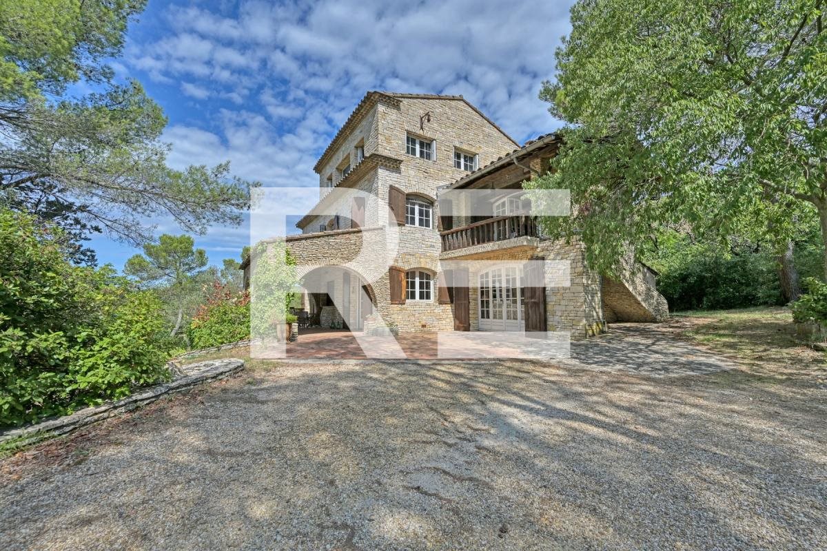 Maison à vendre, 238m², Nîmes