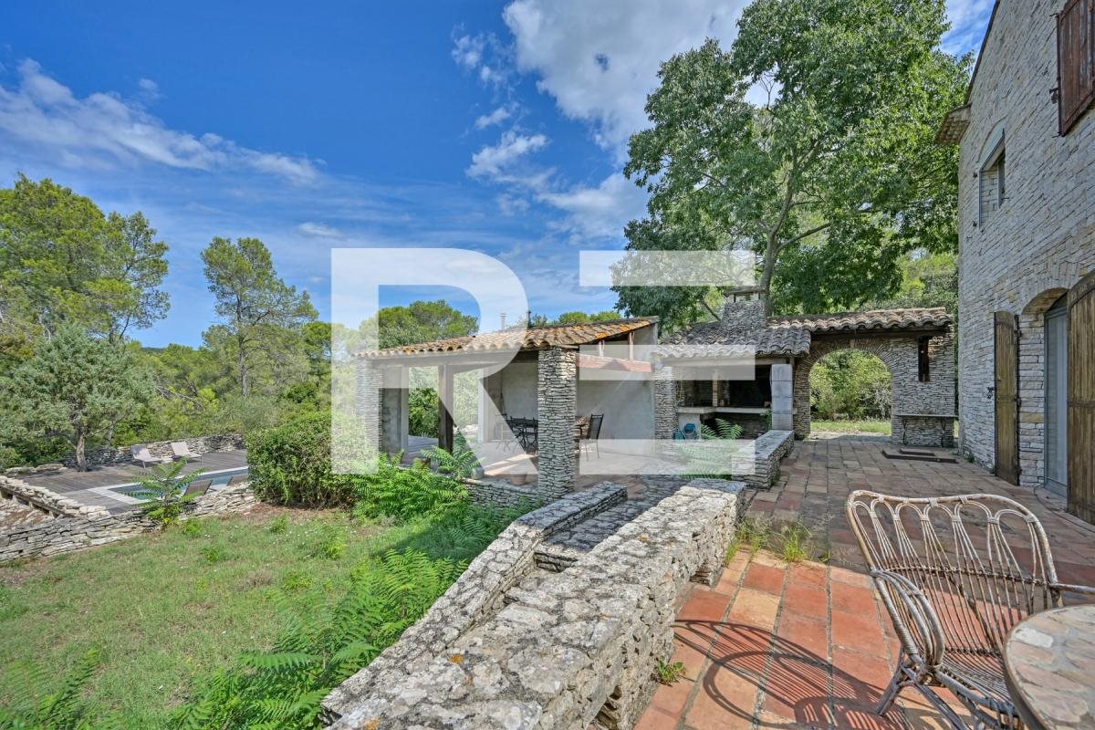Maison à vendre, 238m², Nîmes