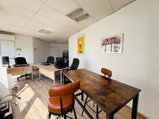 Local commercial 1 pièce 27 m² · à Nîmes · 27 m² · 66 000 €
