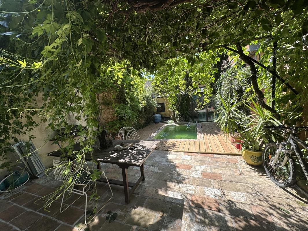Maison à vendre, 120m², Nîmes