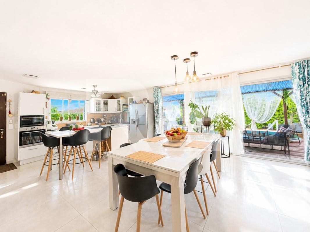 Maison à vendre, 113m², Saint-Chaptes