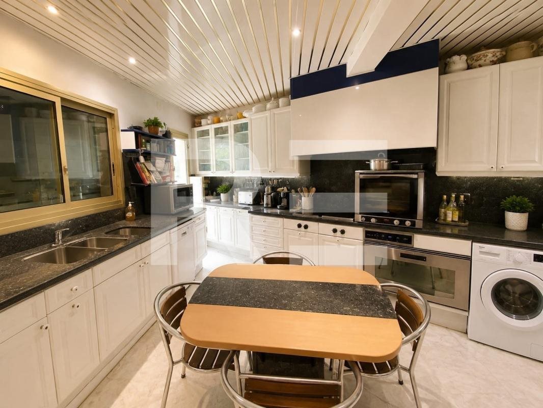 Maison à vendre, 239m², Poulx