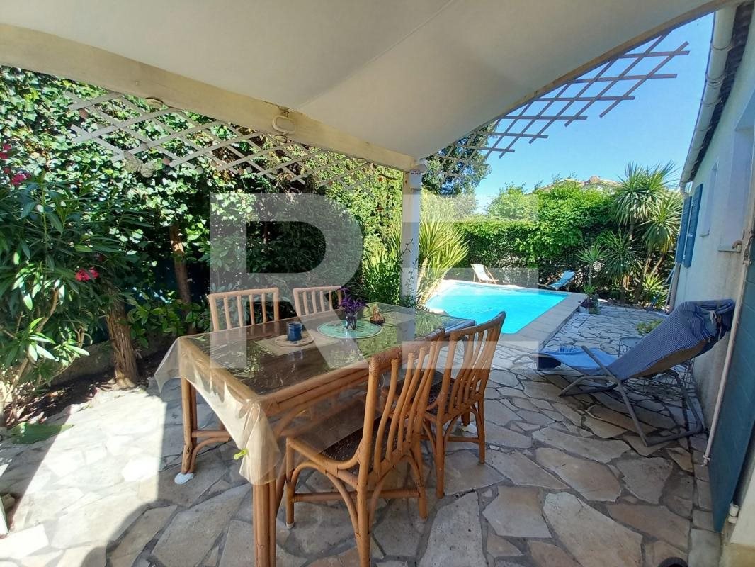 Maison à vendre, 92m², Nîmes
