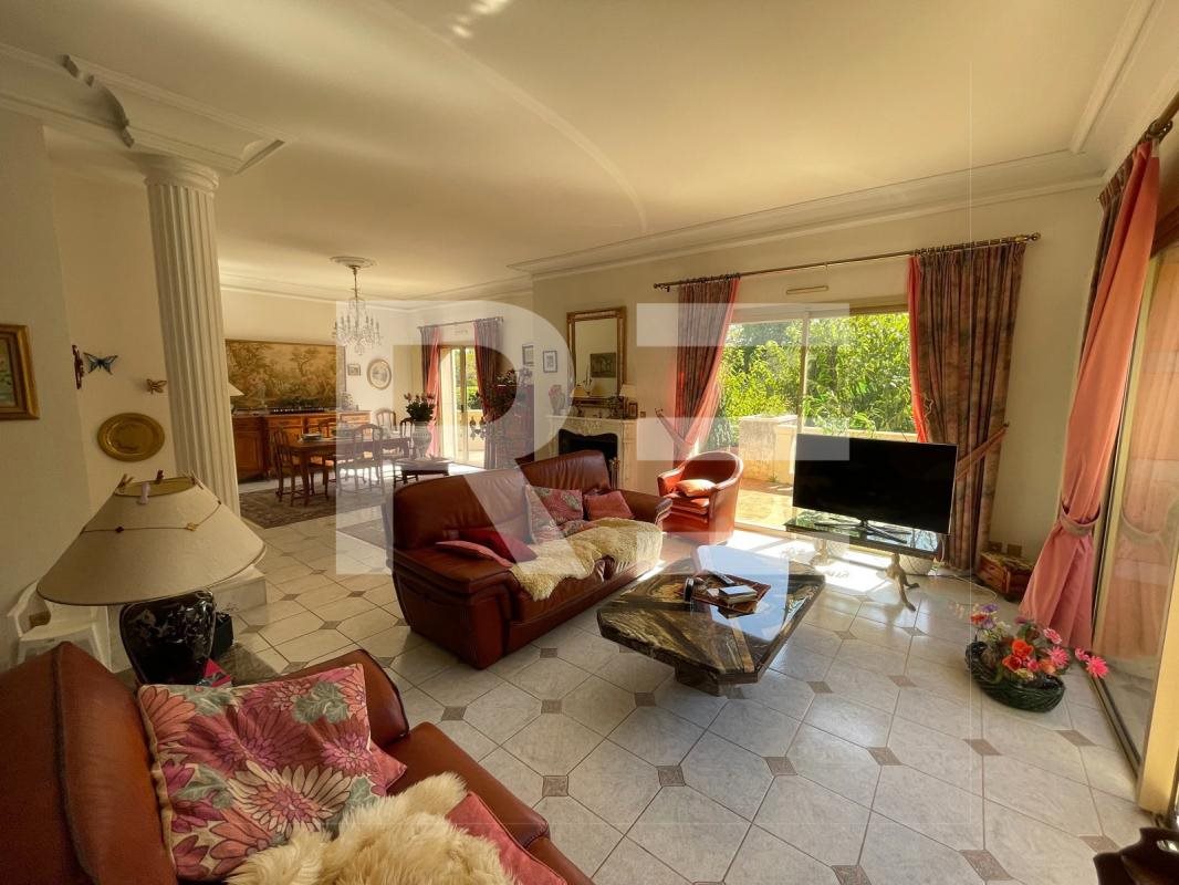 Maison à vendre, 190m², Nîmes
