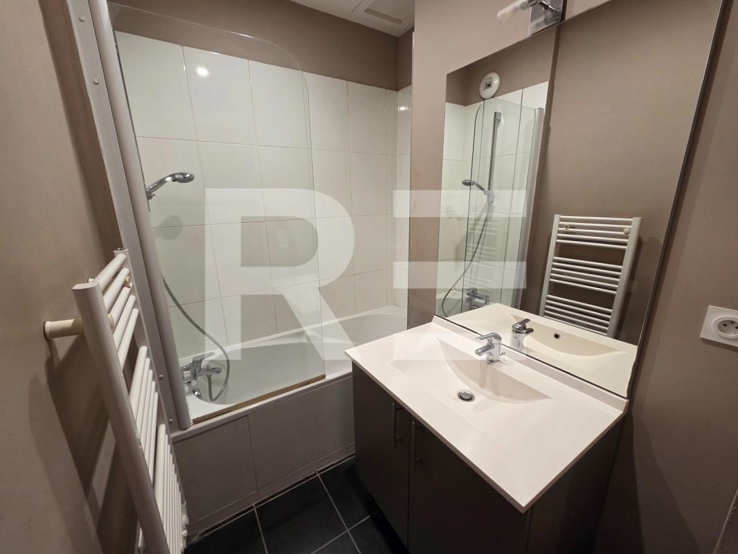 Appartement à vendre, 57m², Nîmes
