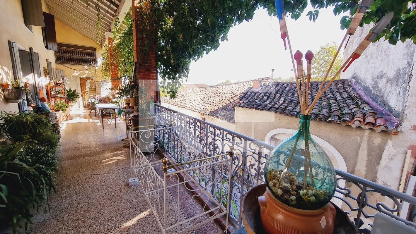 Maison à vendre, 178m², Lézan