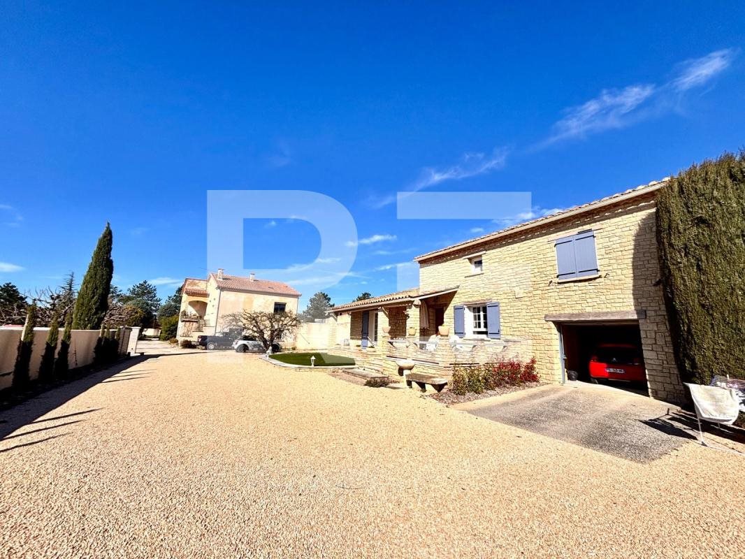 Maison à vendre, 171m², Caromb