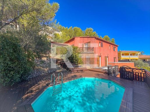 Maison 7 pièces 140 m² · à Beaucaire · 140 m² · 319 000 €