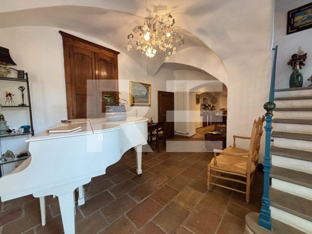 Maison à vendre, 202m², Liouc