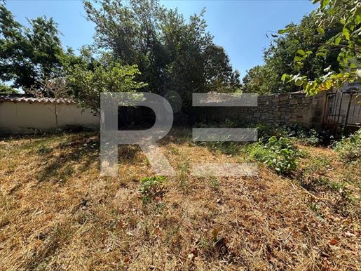 Terrain 202 m² · à Manduel · 202 m² · 114 000 €