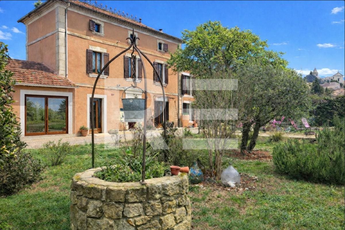 Maison à vendre, 271m², Bédoin