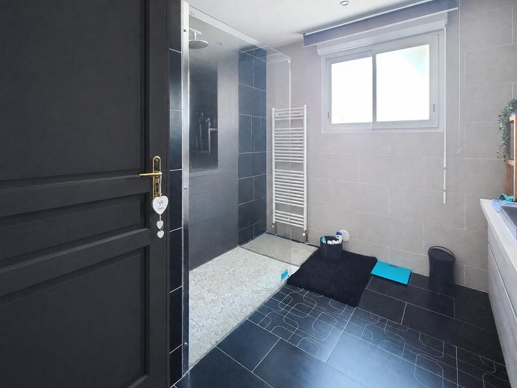 Maison à vendre, 136m², Clarensac