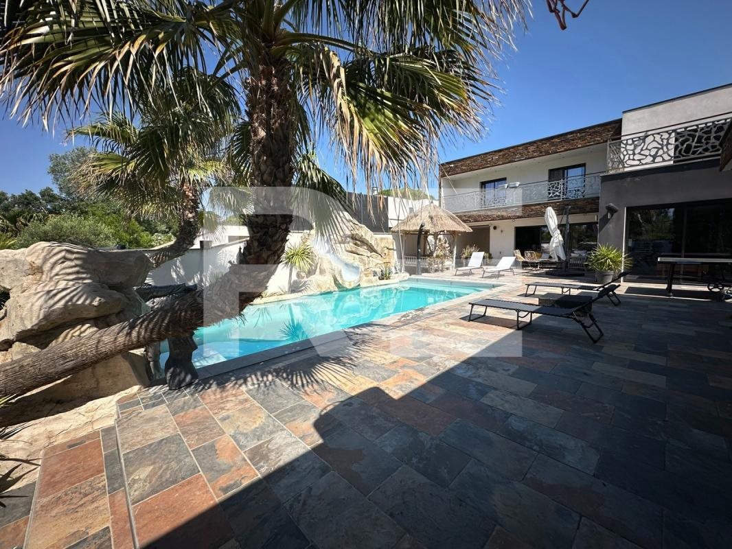 Maison à vendre, 317m², Aigues-Mortes