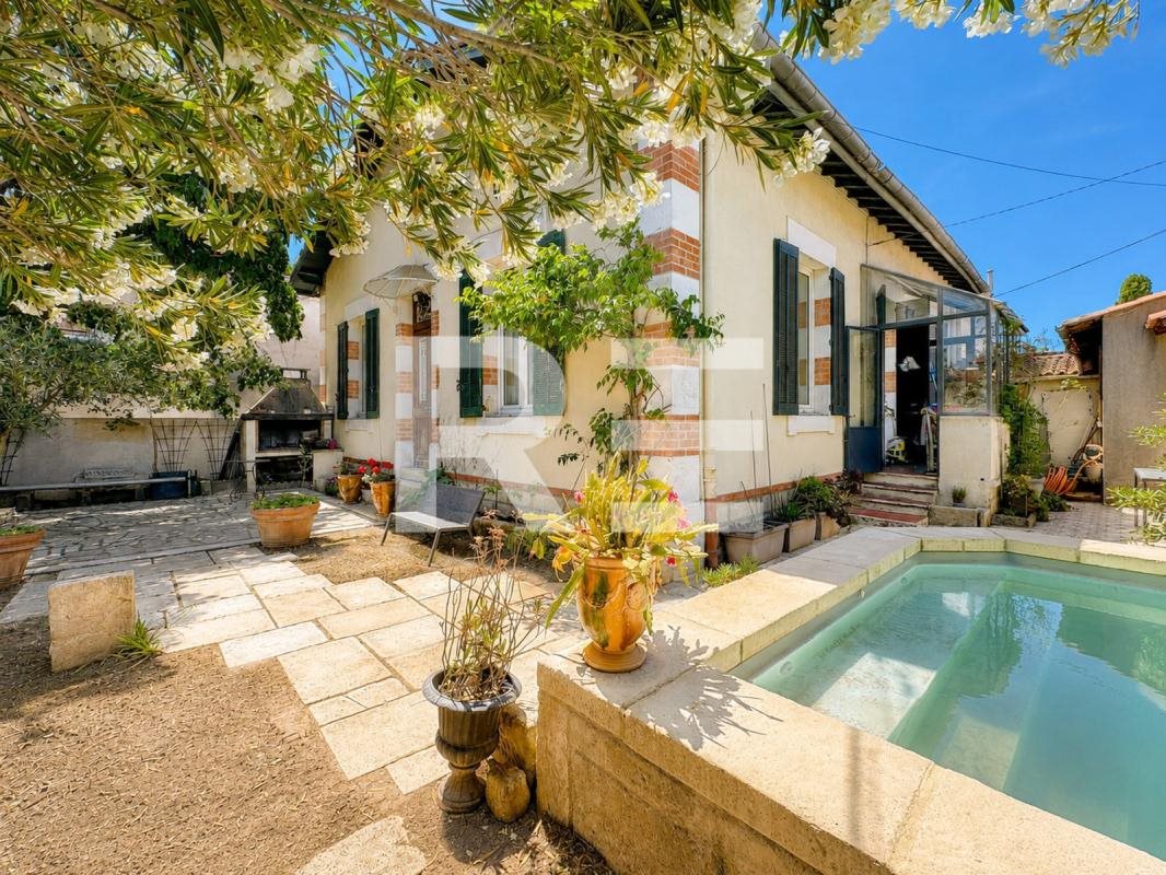 Maison à vendre, 160m², Nîmes