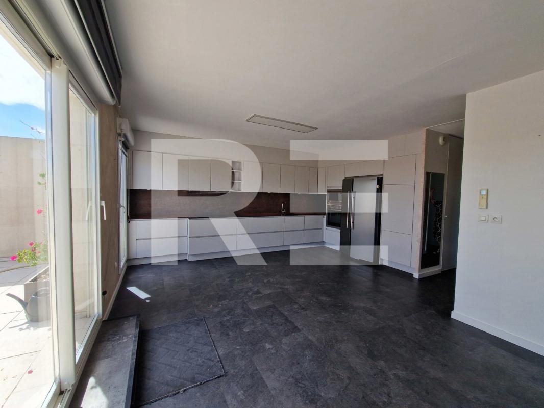 Appartement à vendre, 69m², Nîmes