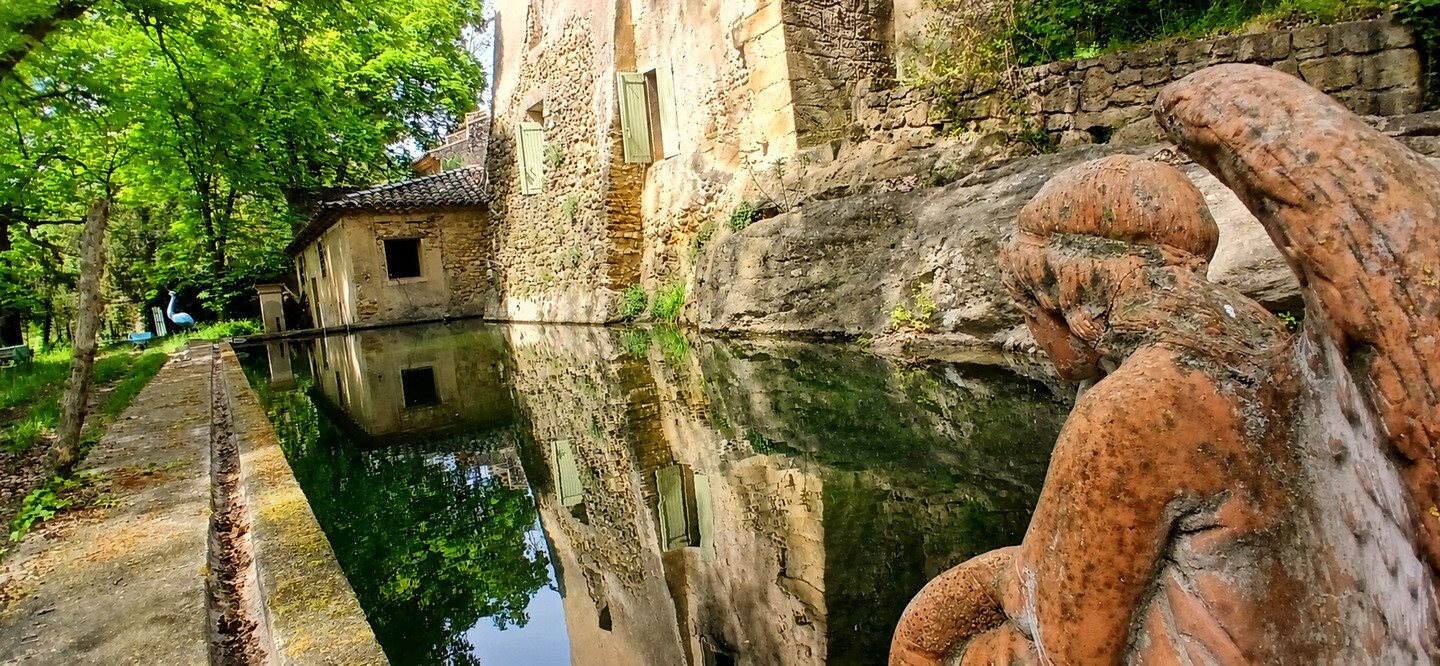 Maison à vendre, 850m², La Tour-d'Aigues