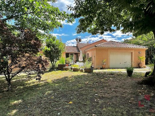 Maison 5 pièces 136 m² · à Cahors · 136 m² · 371 000 €