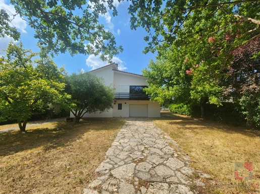 Maison 6 pièces 167 m² · à Puy-l'Evêque · 167 m² · 320 000 €