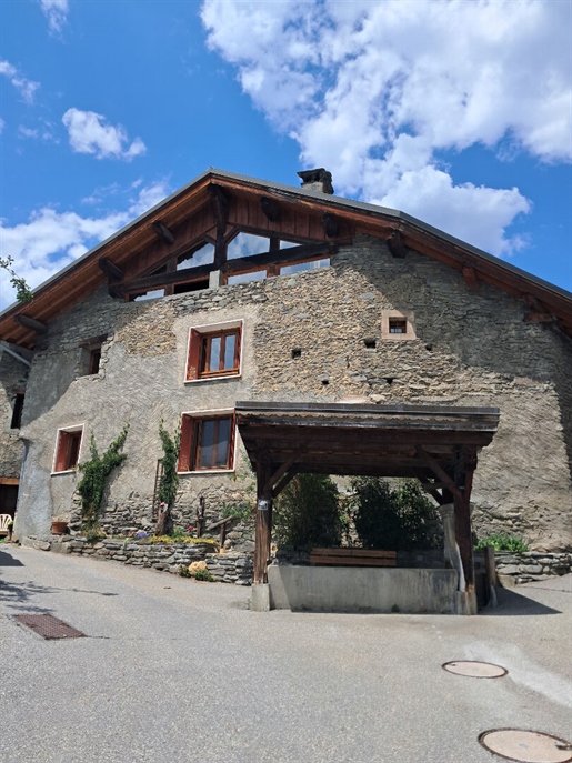 Maison 9 pièces 200 m² · à La Côte-d'Aime · 200 m² · 595 000 €