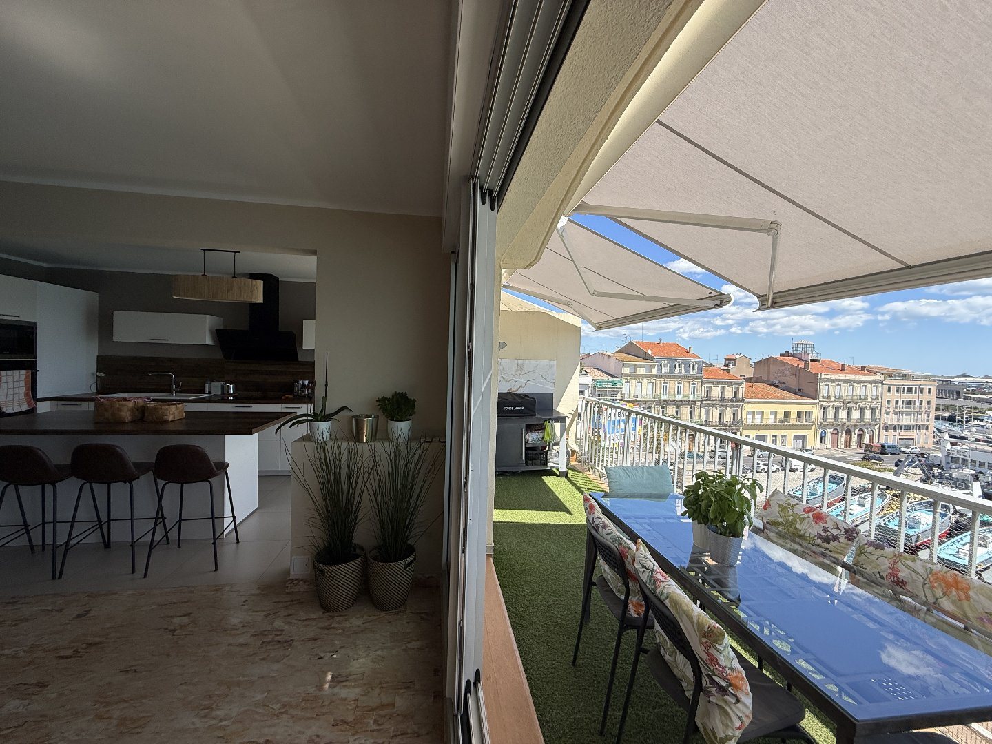 Appartement à vendre, 100m², Sète