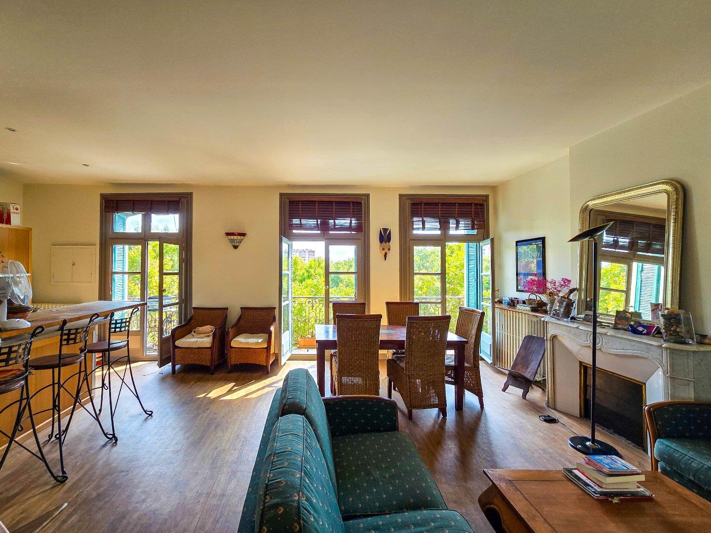 Appartement à vendre, 77m², Sète