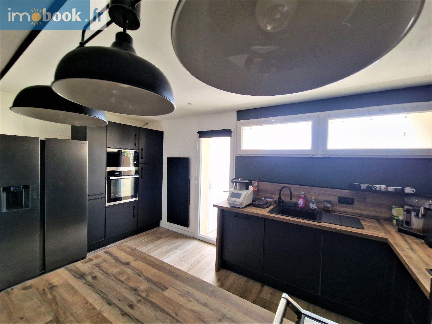 Appartement à vendre, 73m², Sète