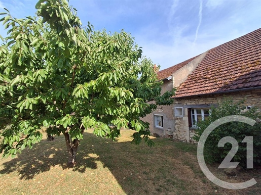 Maison 5 pièces 112 m² · à Lys · 112 m² · 68 000 €