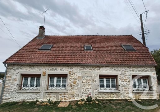 Maison 5 pièces 89 m² · à Châteauneuf-Val-de-Bargis · 89 m² · 89 000 €