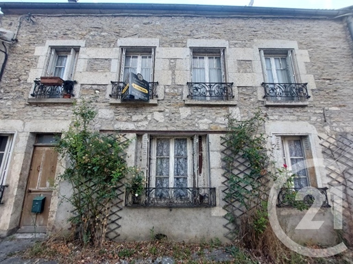 Maison 6 pièces 110 m² · à Châtel-Censoir · 110 m² · 39 000 €