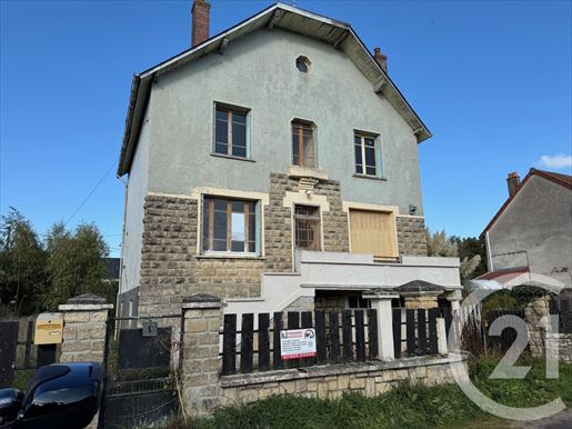 Maison 6 pièces 117 m² · à Prémery · 117 m² · 39 000 €