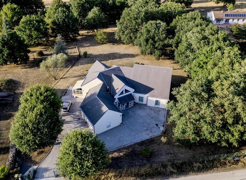 Maison à vendre, 405m², Vienne-en-Val