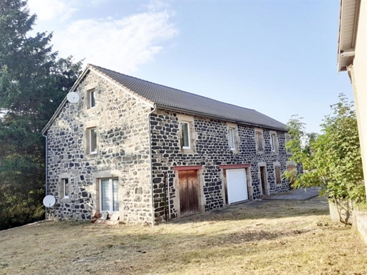 Maison 8 pièces 136 m² · à Saint-Front · 136 m² · 149 000 €