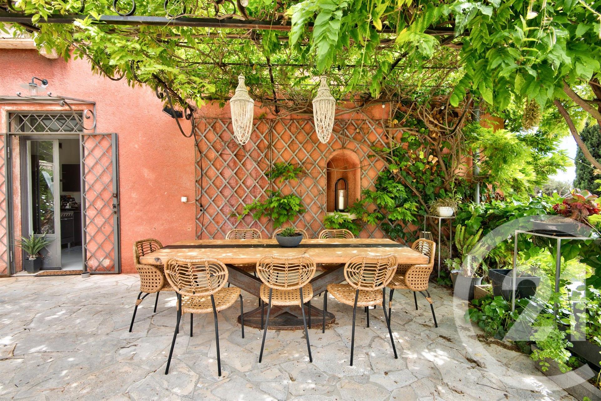 Maison à vendre, 190m², Villefranche-sur-Mer
