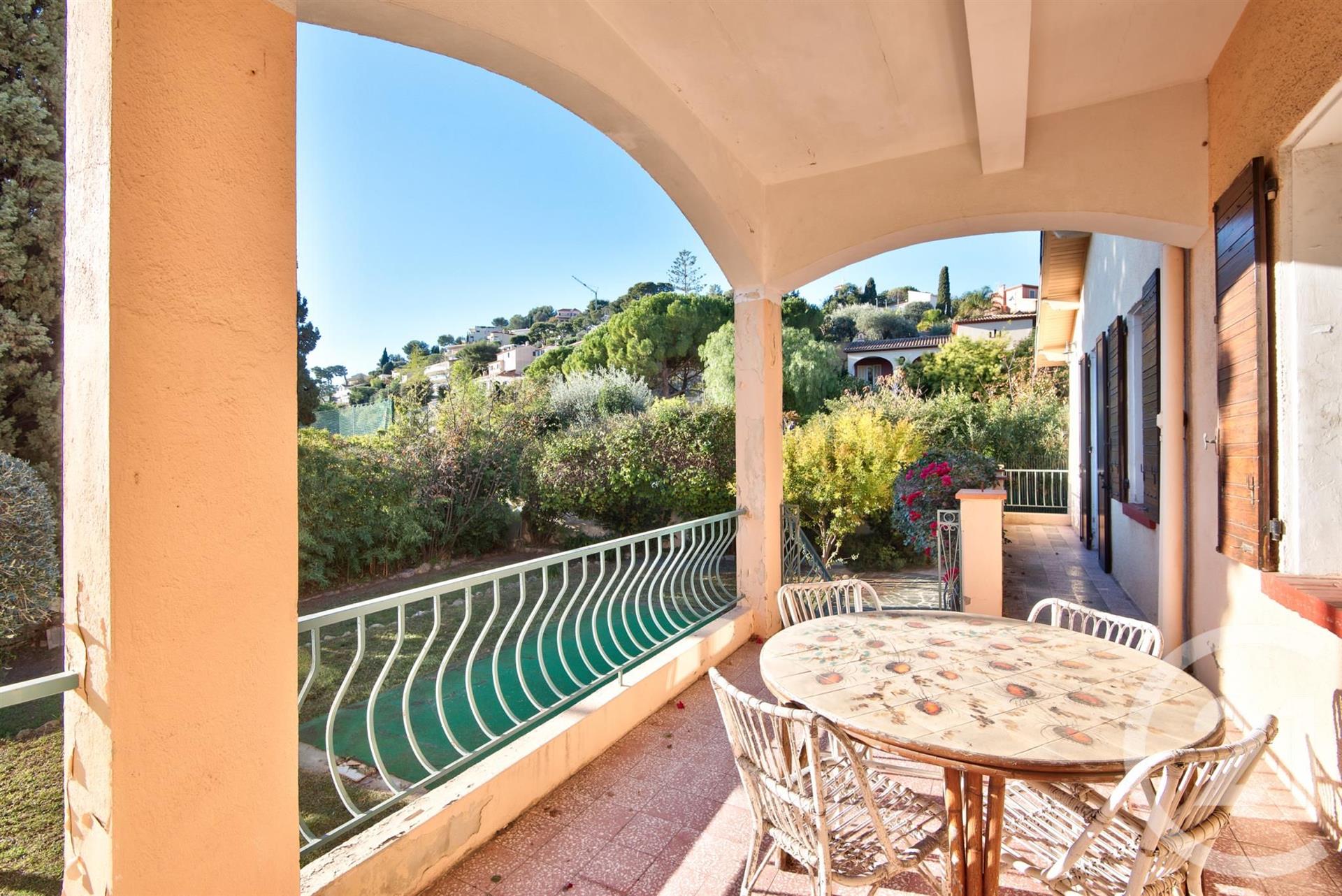 Maison à vendre, 159m², Villefranche-sur-Mer