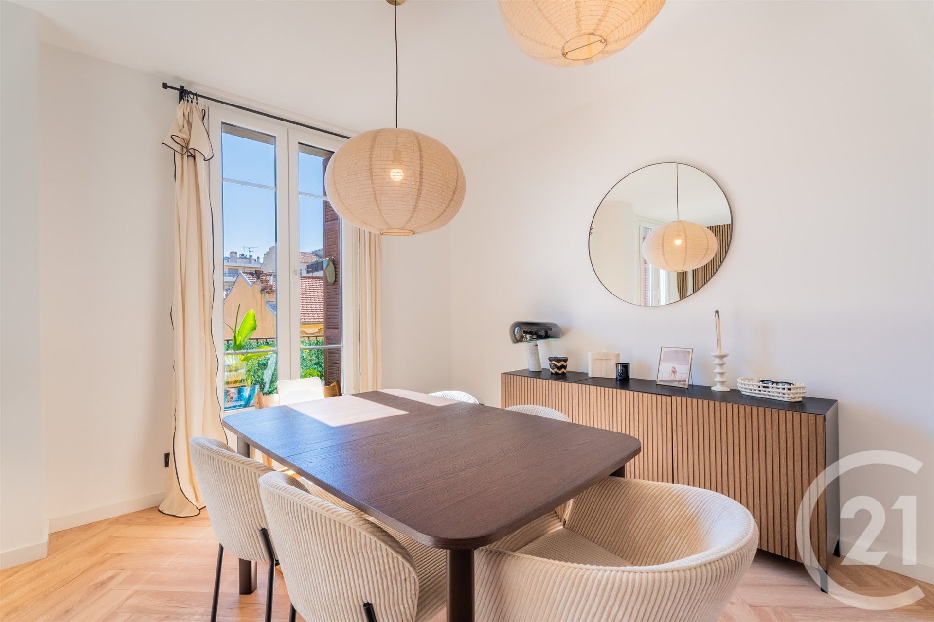 Appartement – Nice, Quartier Jean-Médecin - Plus