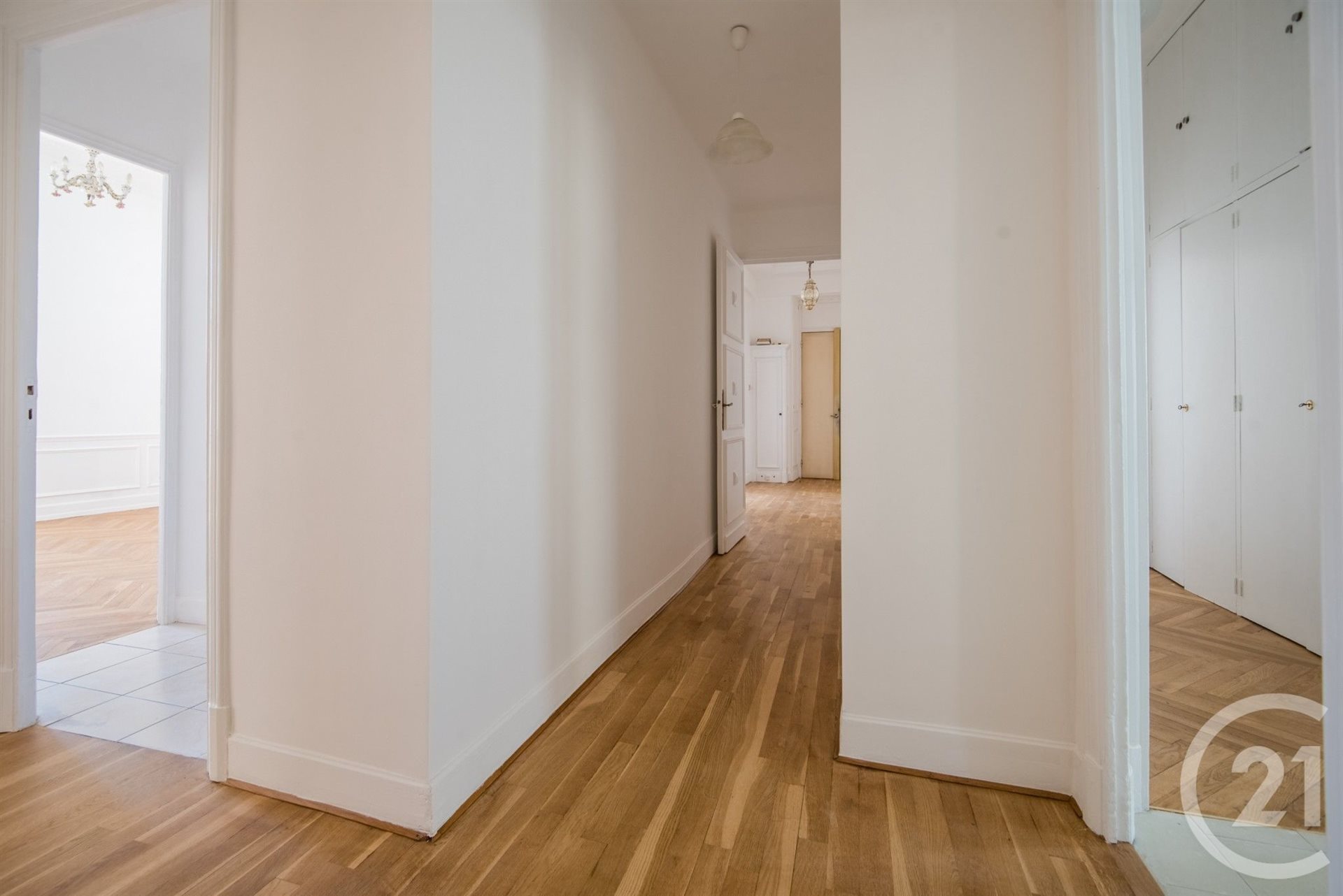 Purchase: Apartment (06000) - View 4
