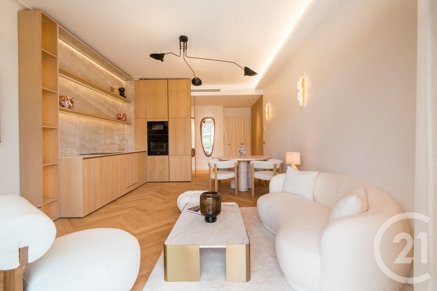 Purchase: Apartment (06000) - Więcej