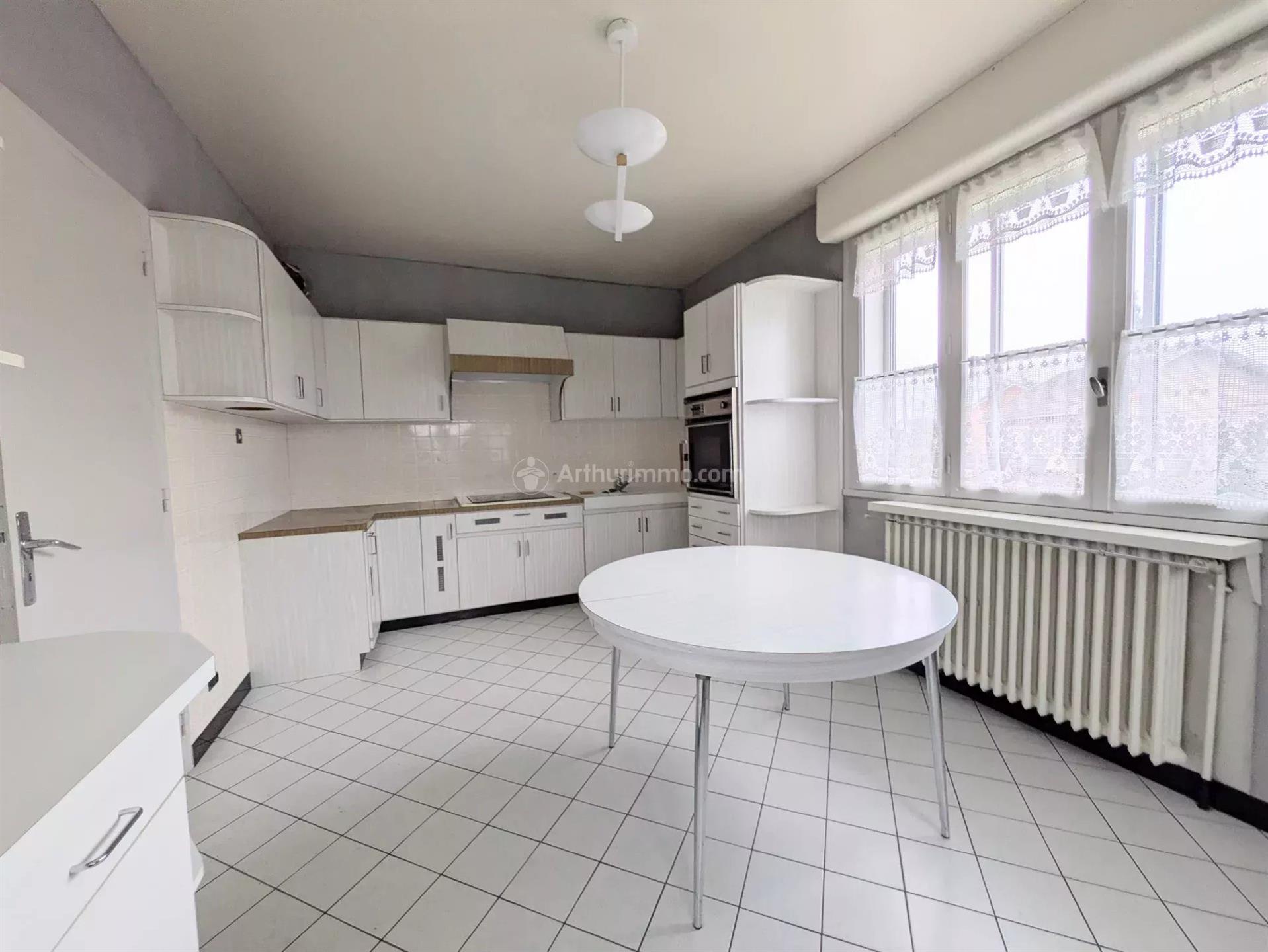 Maison à vendre, 132m², Neufchâteau