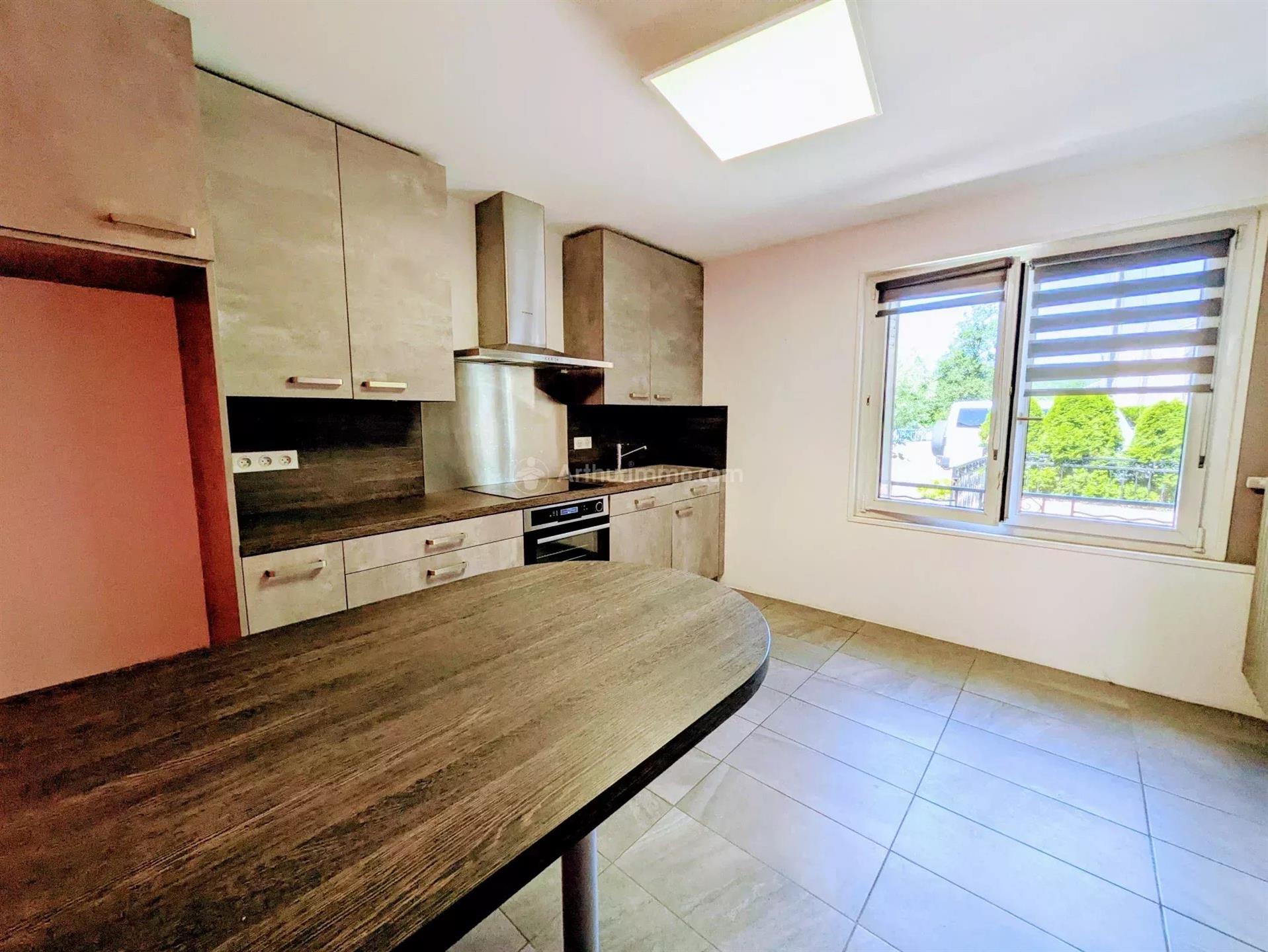 Maison à vendre, 160m², Neufchâteau