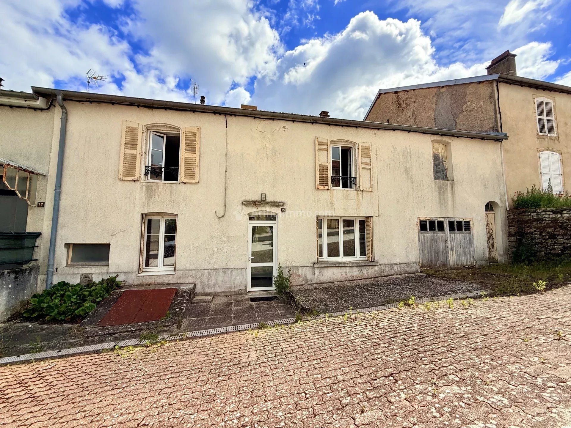 Maison à vendre, 209m², Bourmont-entre-Meuse-et-Mouzon