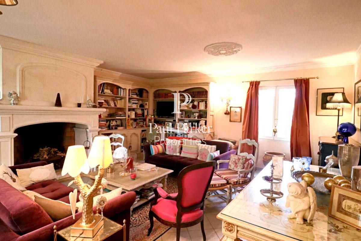 Maison à vendre, 248m², Caumont-sur-Durance