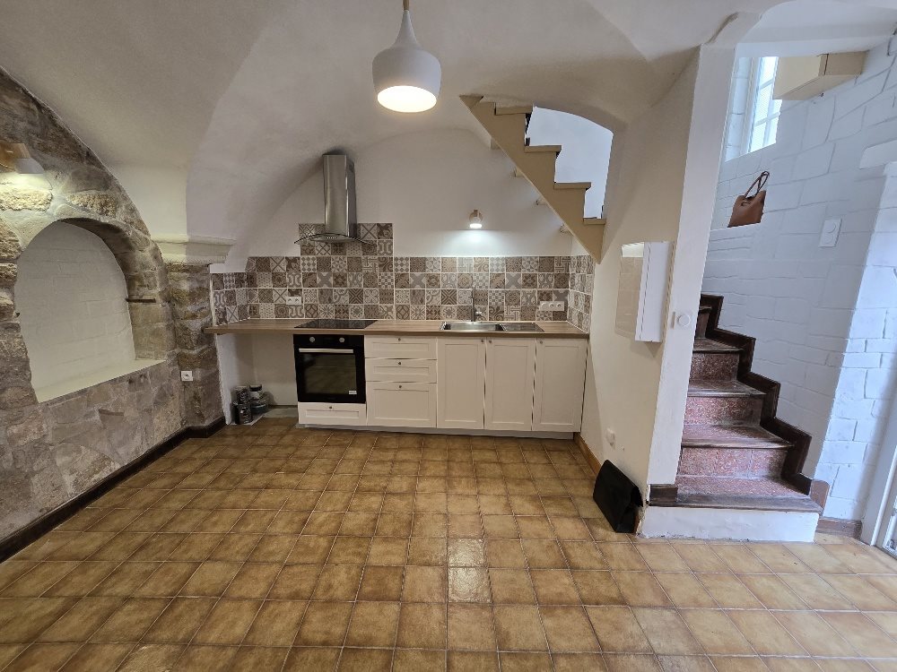 Maison à louer, 47m², Tressan