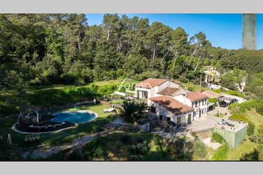 Maison 6 pièces 152 m² · à Trans-en-Provence · 152 m² · 595 000 €